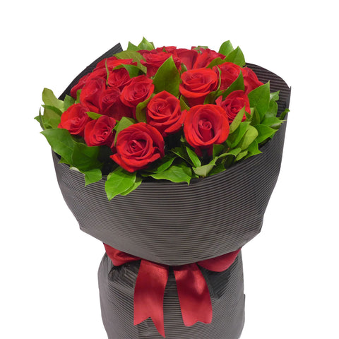 Eighteen Roses with a Flourish